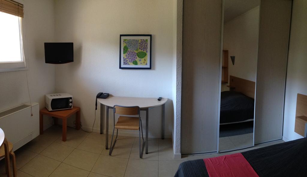 Appart'Hotel Residella Aubagne Gemenos Gémenos Quarto foto